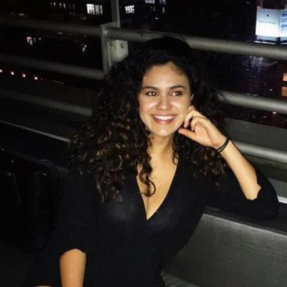 Meet your Posher, Alexis